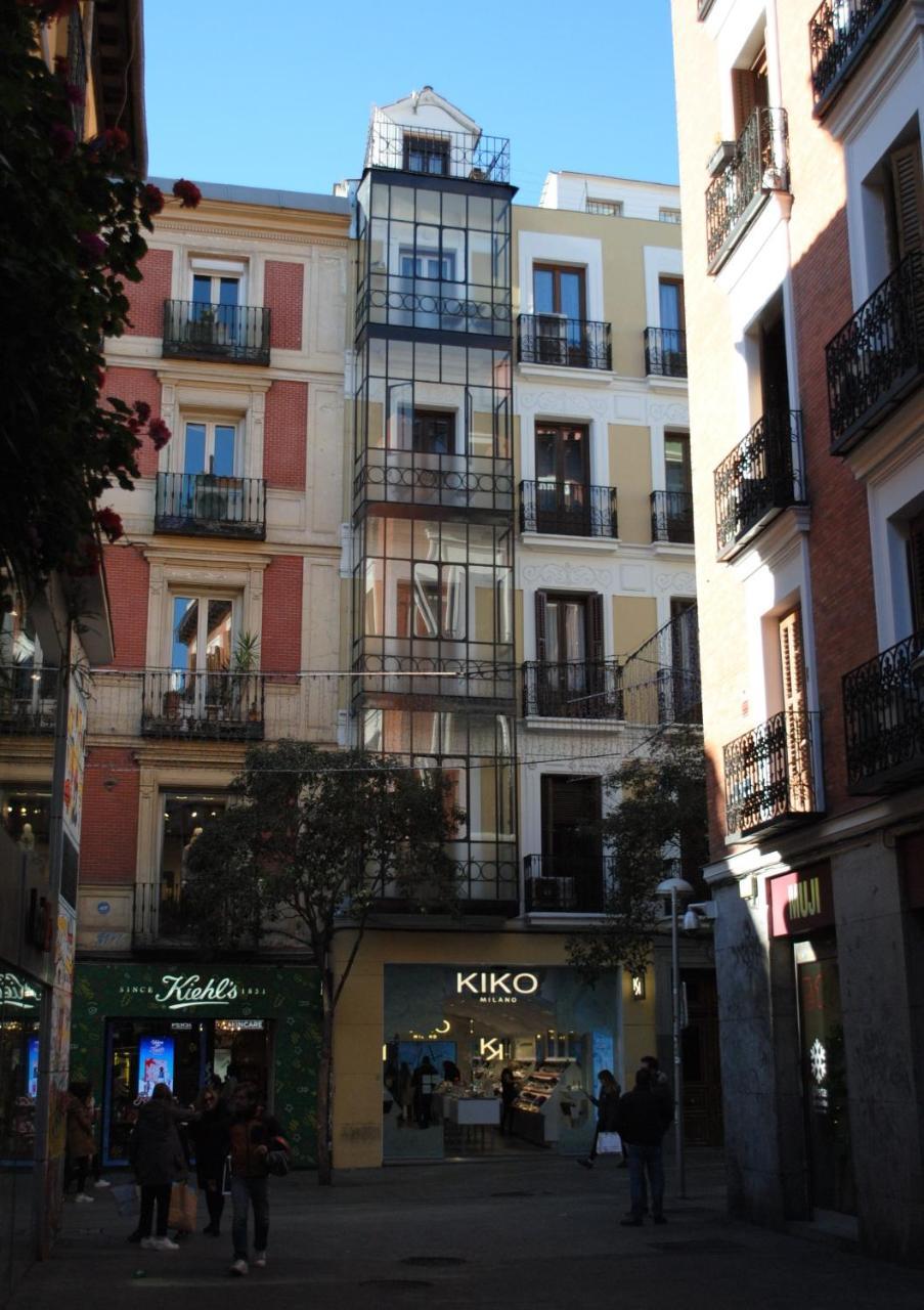 Hostal Abril Madri Exterior foto